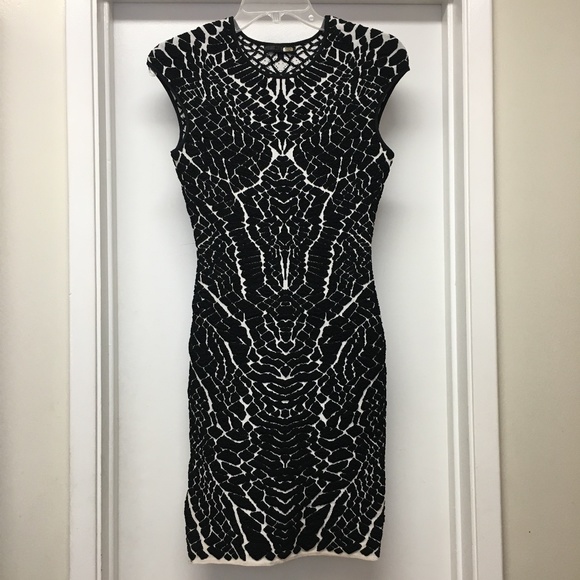 RVN Black White Jacquard BodyCon Knit Dress - Picture 2 of 9